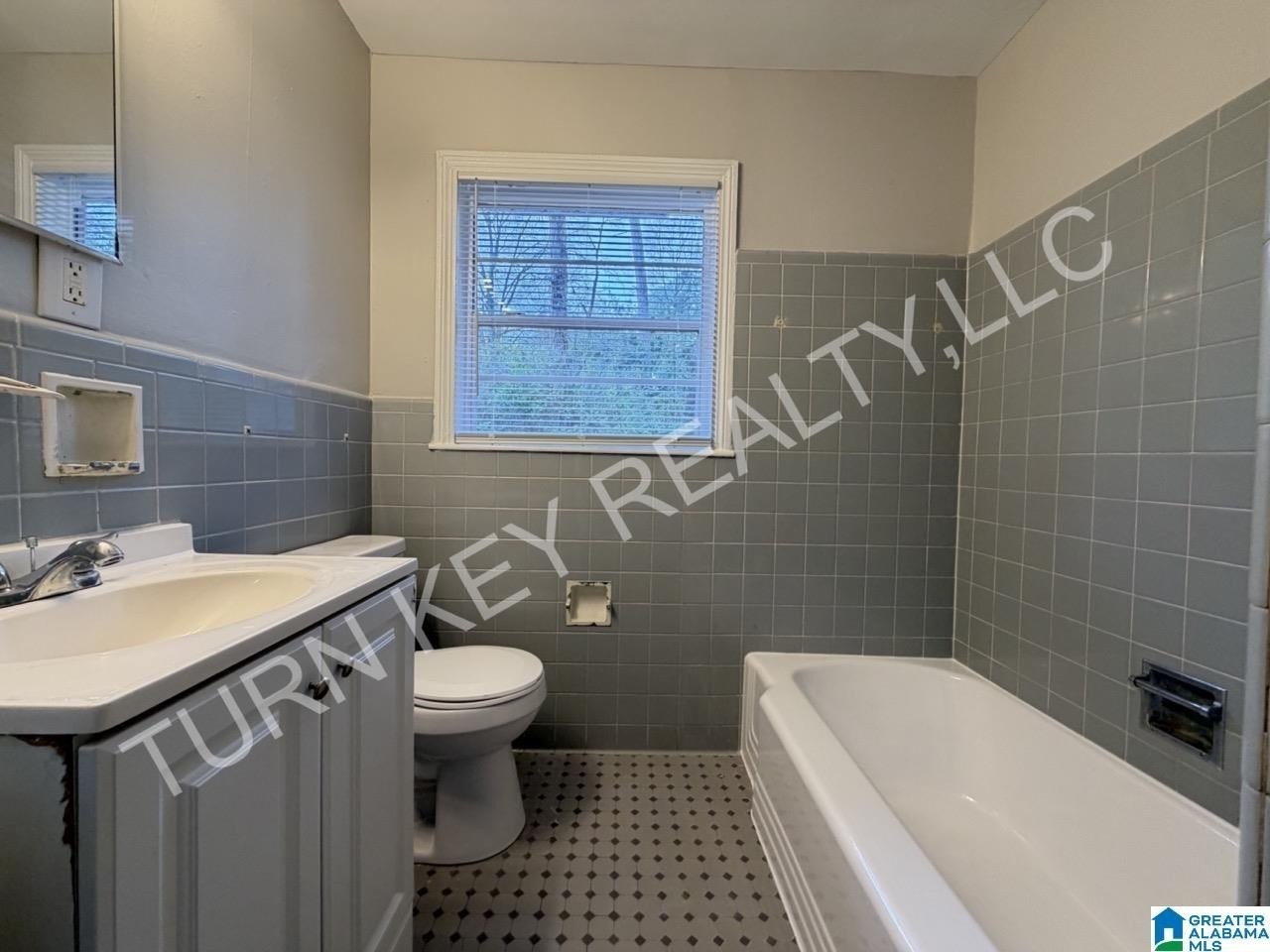 908 Five Mile Rd - Photo 5 of 12