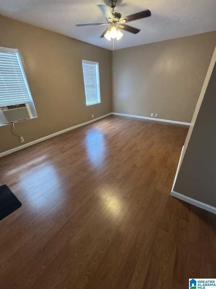 4227 Massachusetts Ave N - Photo 3 of 25