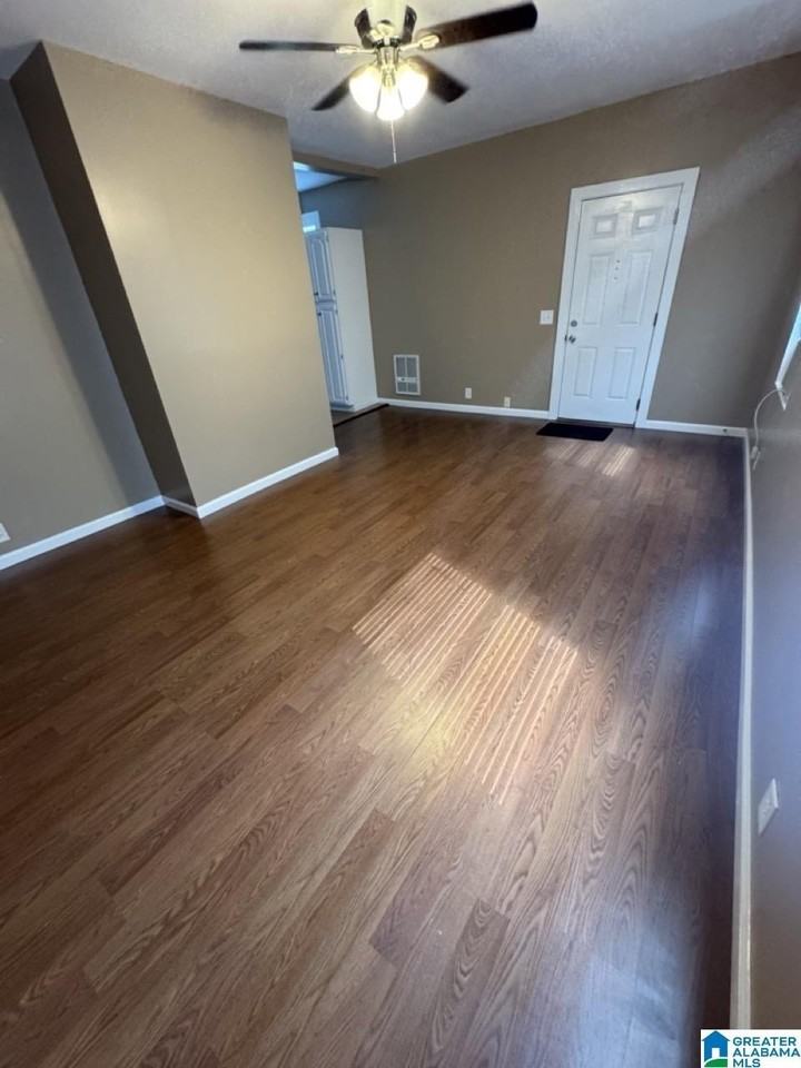 4227 Massachusetts Ave N - Photo 4 of 25
