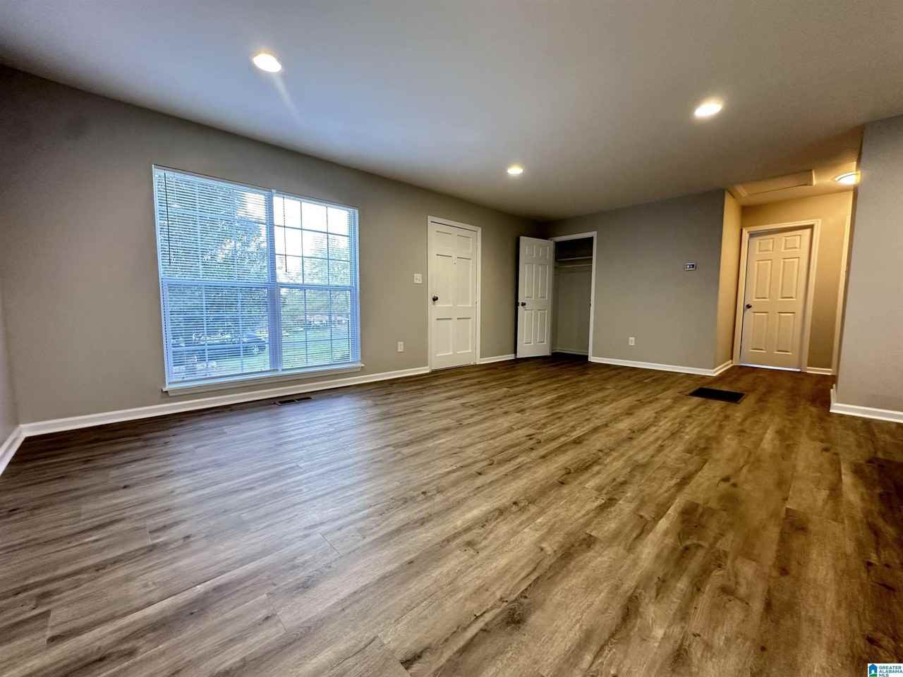 436 Mcginnis St - Photo 3 of 18
