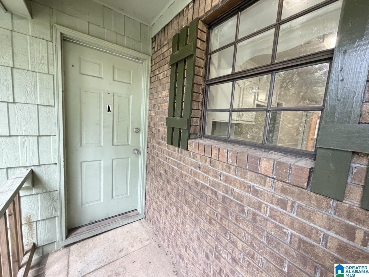 8144 Rugby Ave - Photo 5 of 12