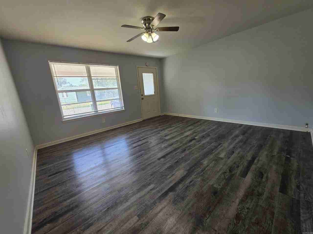 13 Rocco Dr - Photo 2 of 17