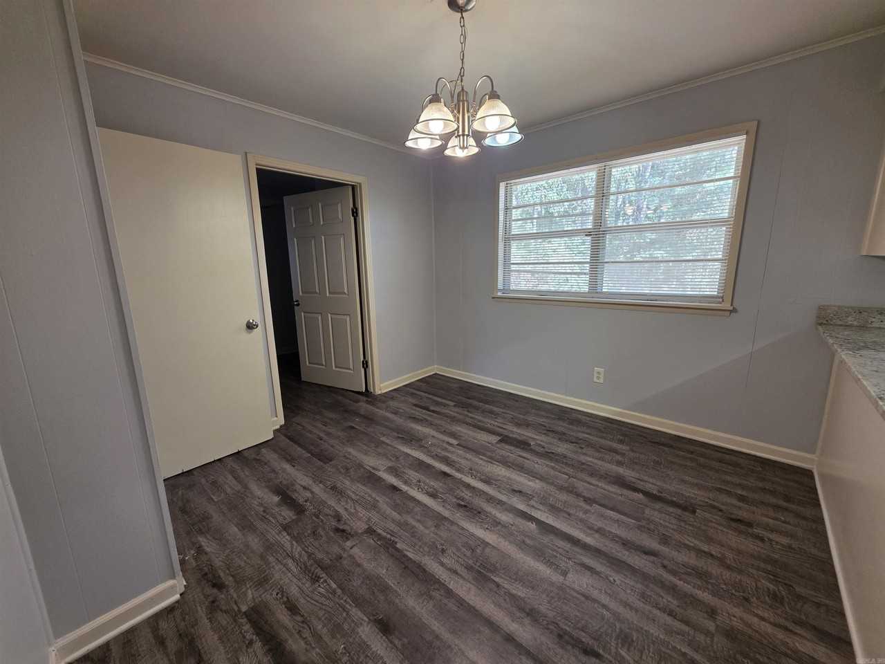 13 Rocco Dr - Photo 5 of 17