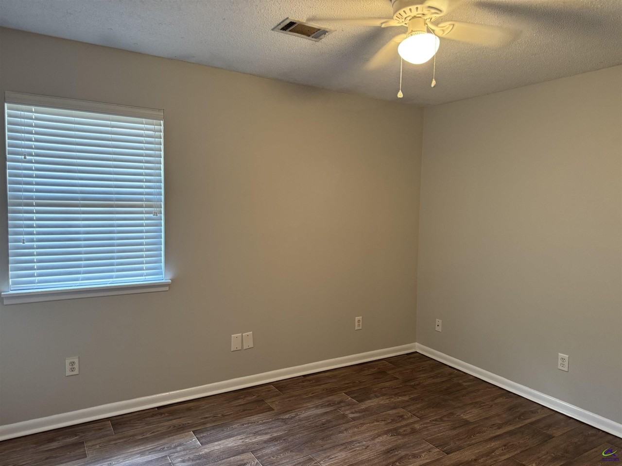 620 Gawin Dr - Photo 7 of 12