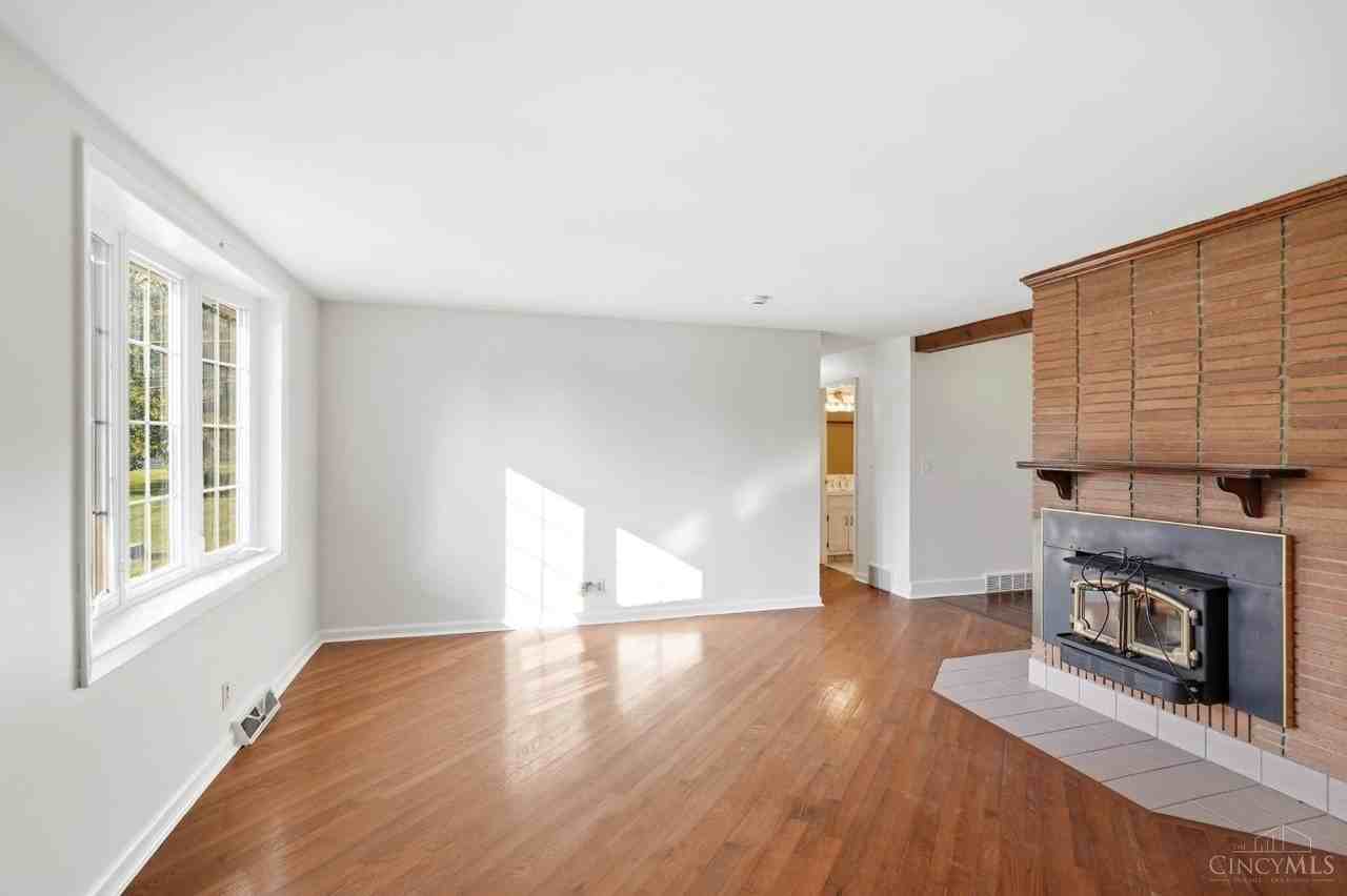 9590 O Leary Dr - Photo 4 of 50
