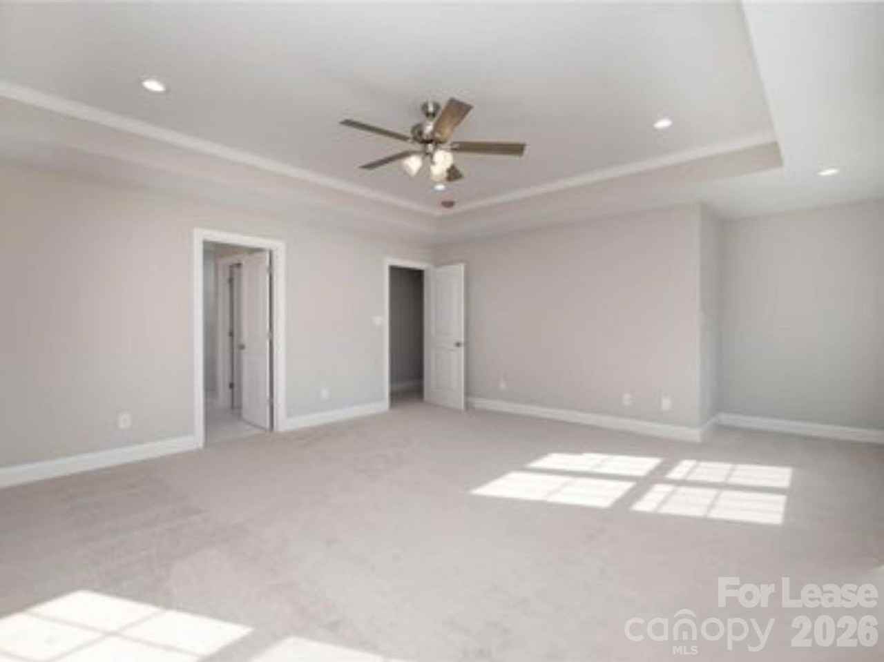 108 Pine Bluff Ct - Photo 3 of 8
