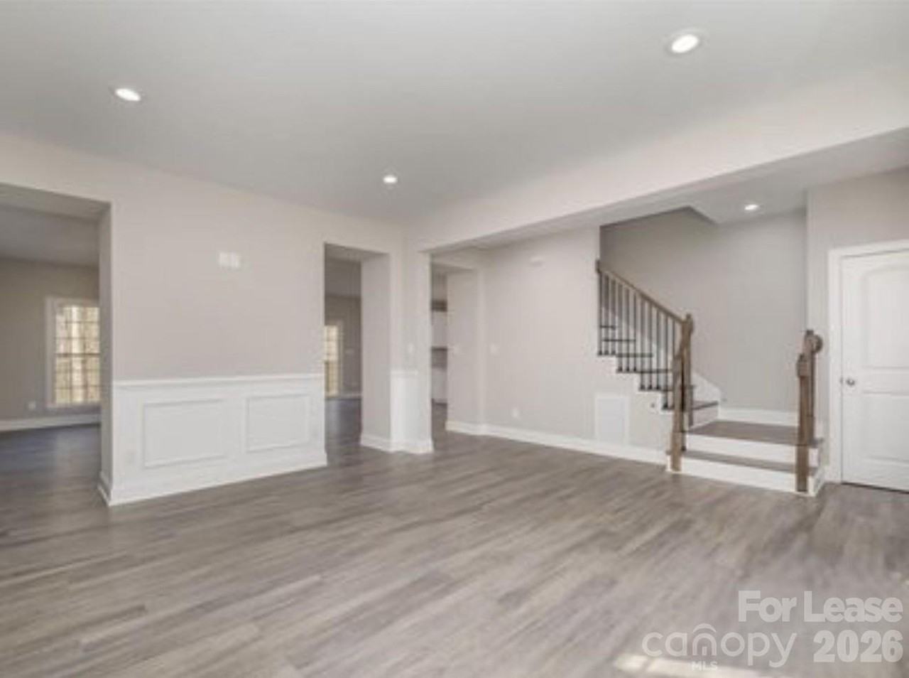 108 Pine Bluff Ct - Photo 6 of 8