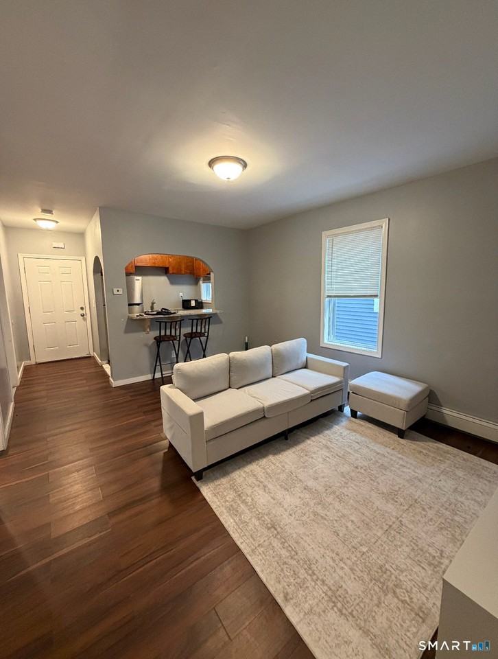 589 Winchester Ave #2 - Photo 4 of 9