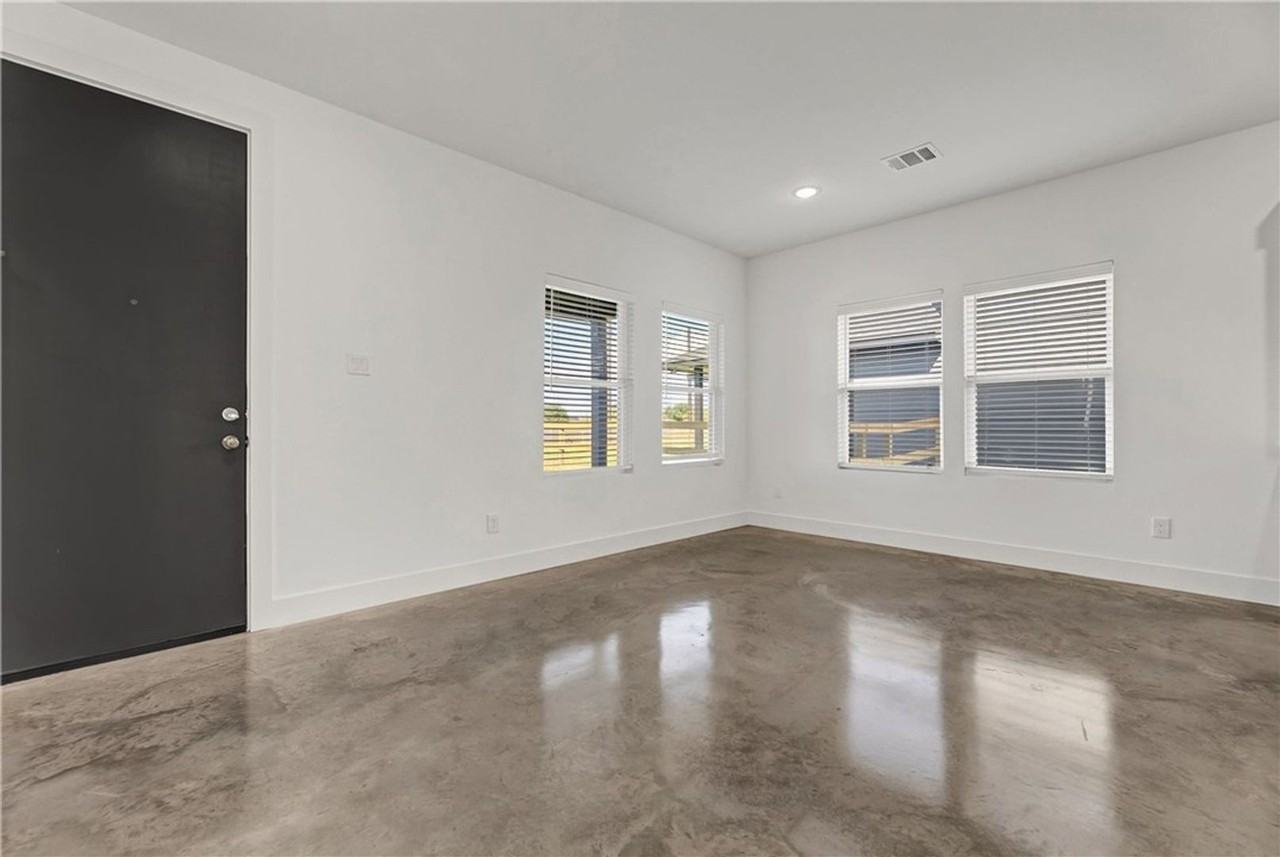 3014 Alpha Wolf Ct - Photo 5 of 25