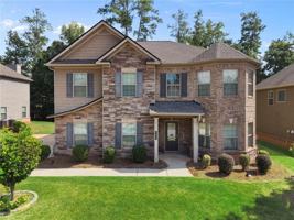 featured image of 165 Regency Pl
