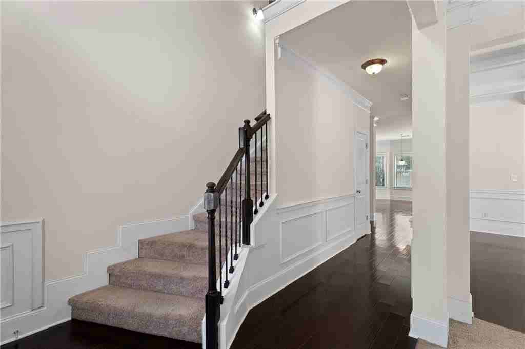 165 Regency Pl - Photo 6 of 44