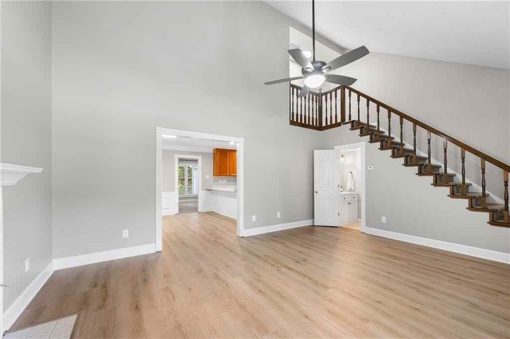 1393 Poplar Pointe Se - Photo 5 of 29