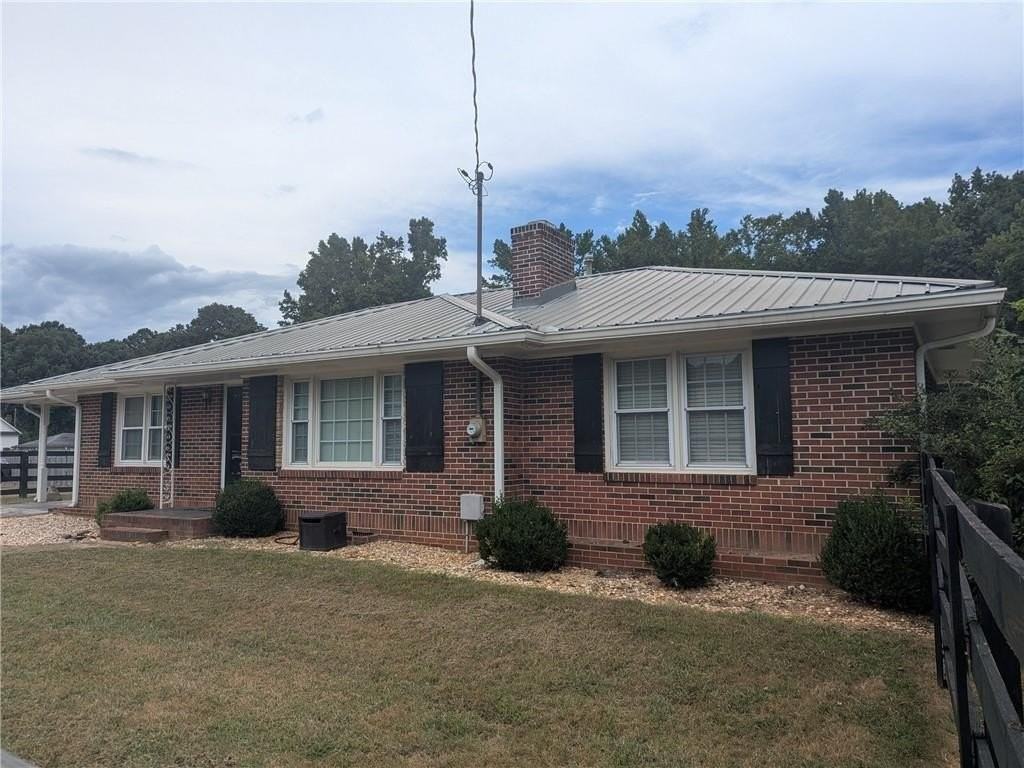 6115 Jewell Bennett Rd - Photo 3 of 22