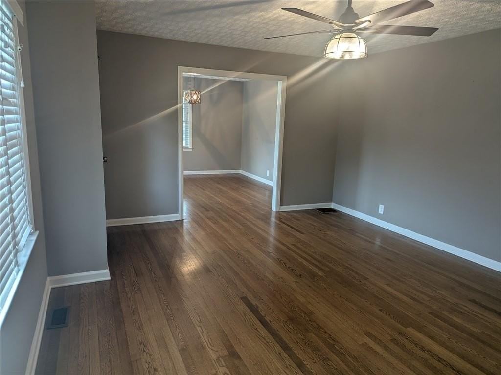 6115 Jewell Bennett Rd - Photo 6 of 22