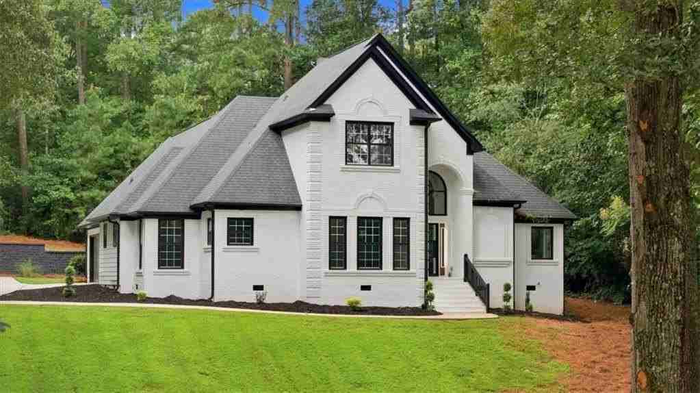 141 Amicalola Way - Photo 5 of 50