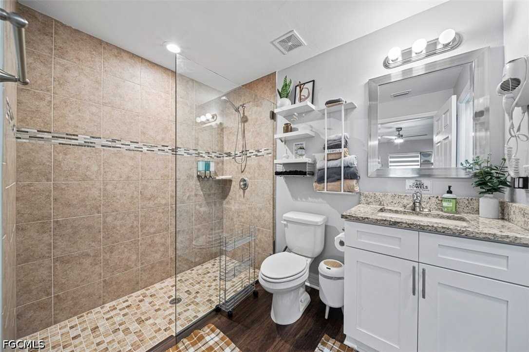522 Ne Van Loon Ln - Photo 6 of 43