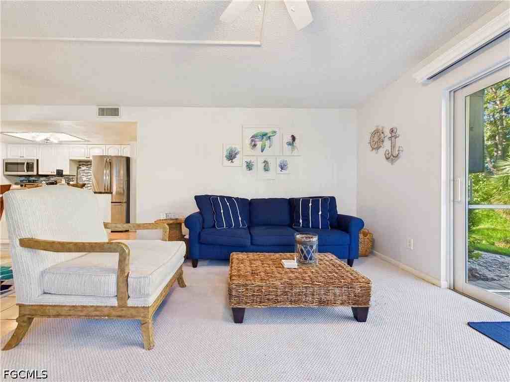 232 Palm Dr #47-5 - Photo 5 of 25