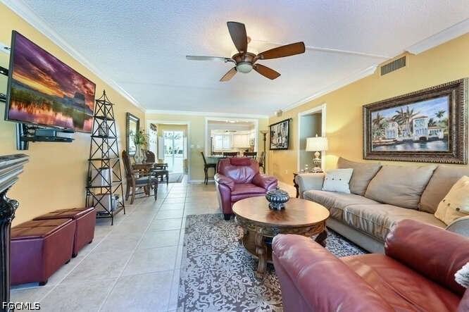 215 Cypress Way E #C2 - Photo 3 of 13