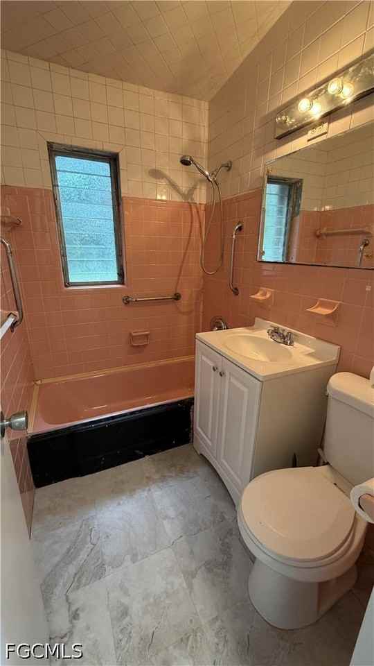 2305 Elkcam Blvd - Photo 6 of 8