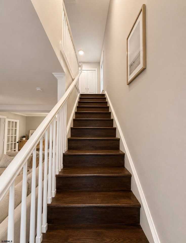 126 E Groveland Ave - Photo 6 of 9