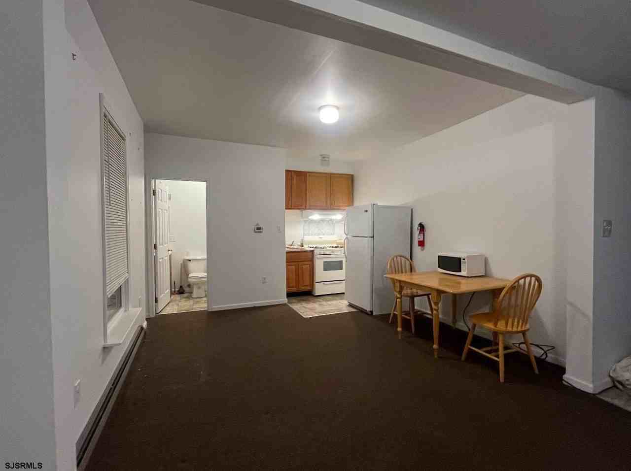 214 Seaside Ave Ave - Photo 4 of 6