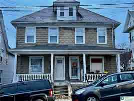 featured image of 207 N Schanck Ave