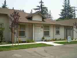 featured image of 704 Forrest St