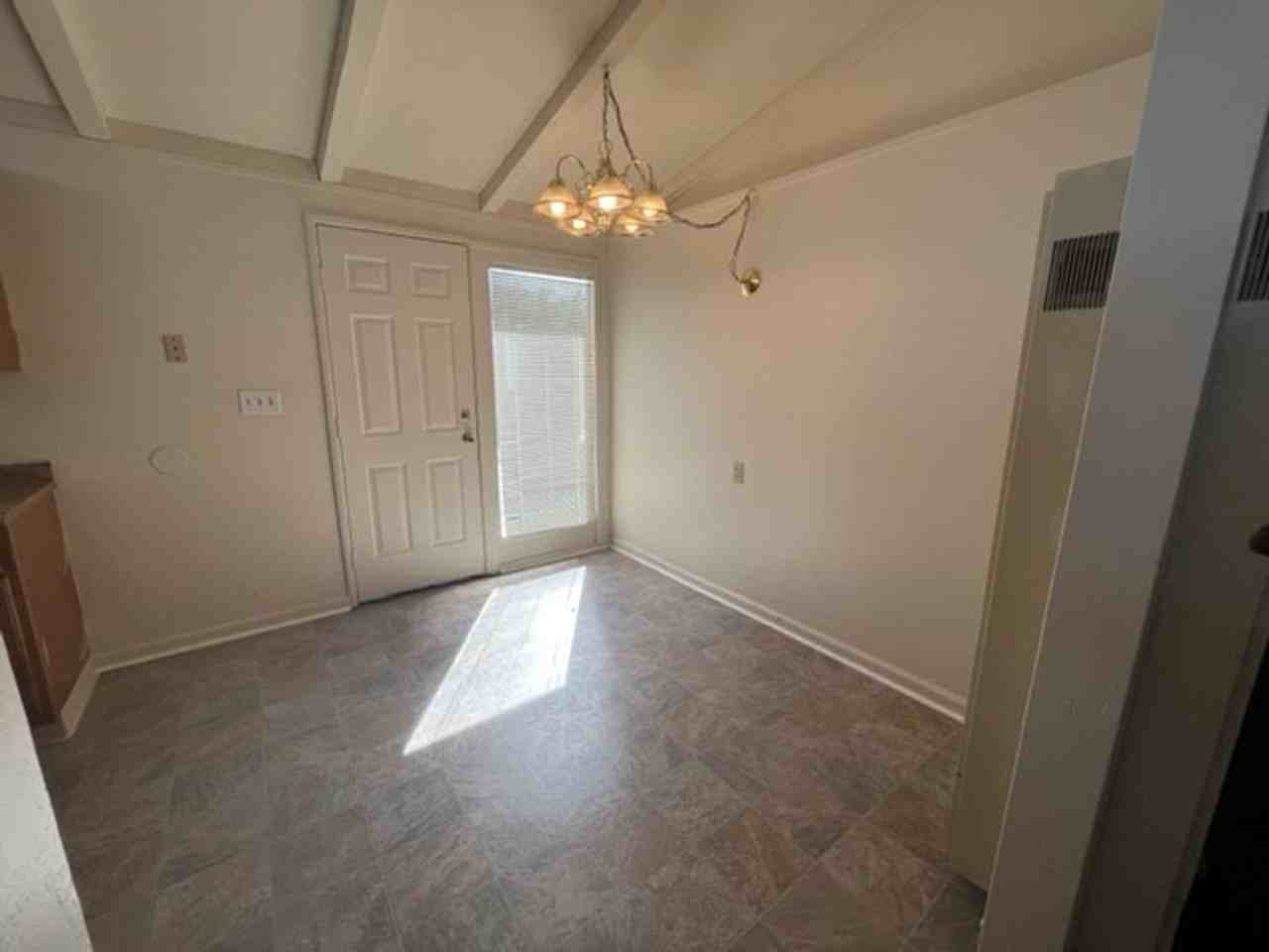 5725 El Campo Way - Photo 4 of 15
