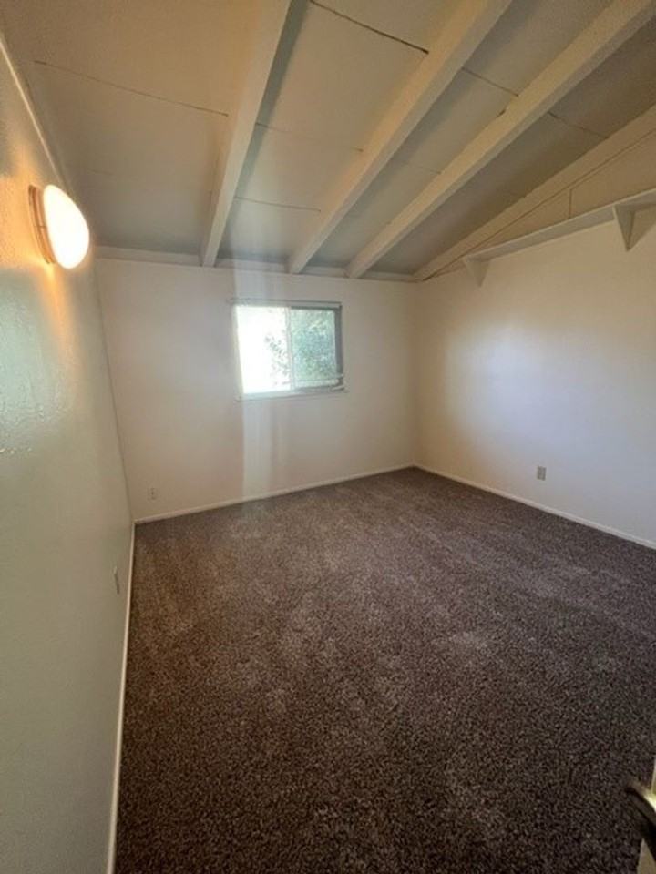 5725 El Campo Way - Photo 7 of 15