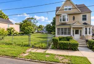 67 S 11th St #1C - Photo 1 of 1