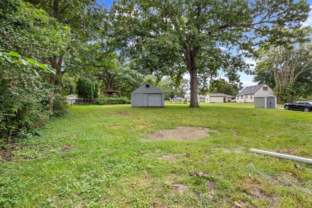 2408 26th St - Photo 6 of 19