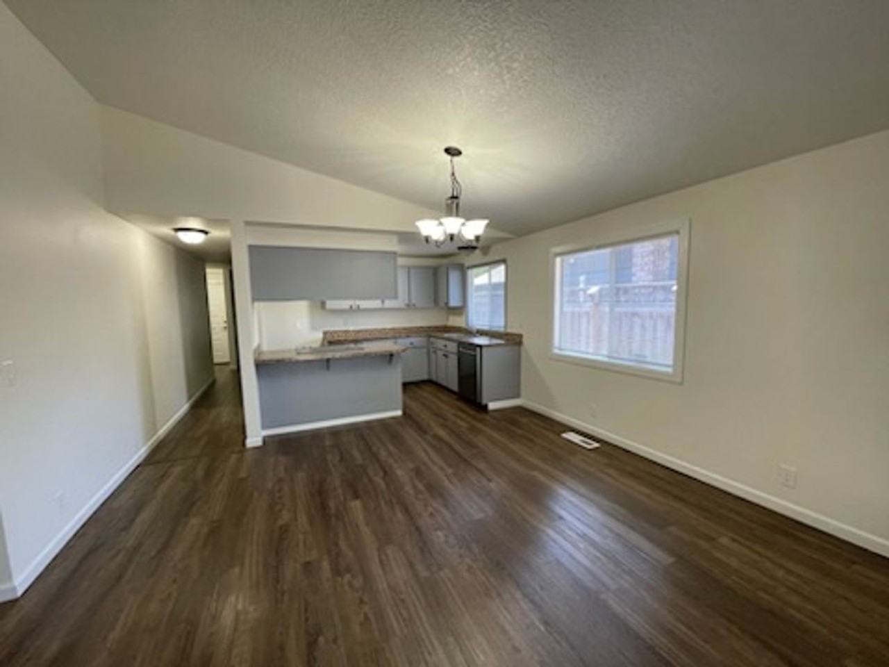 17775 Sw Corona Ln - Photo 6 of 22