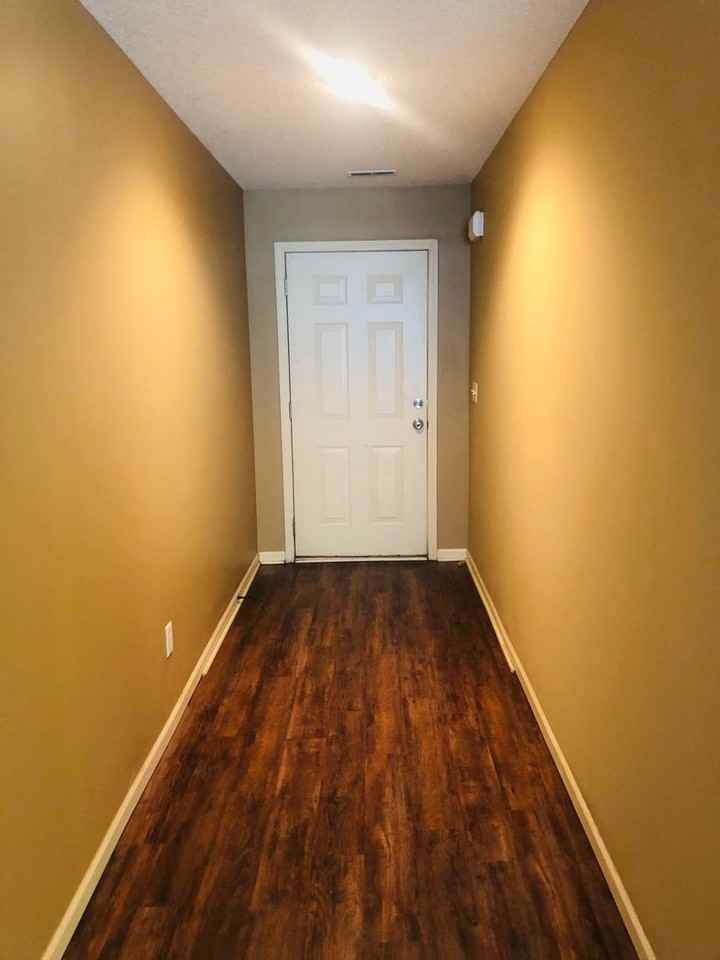 909 Whitetail Ct - Photo 2 of 13