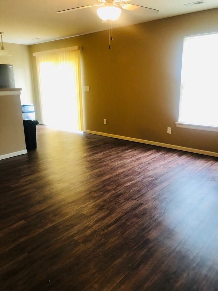 909 Whitetail Ct - Photo 3 of 13