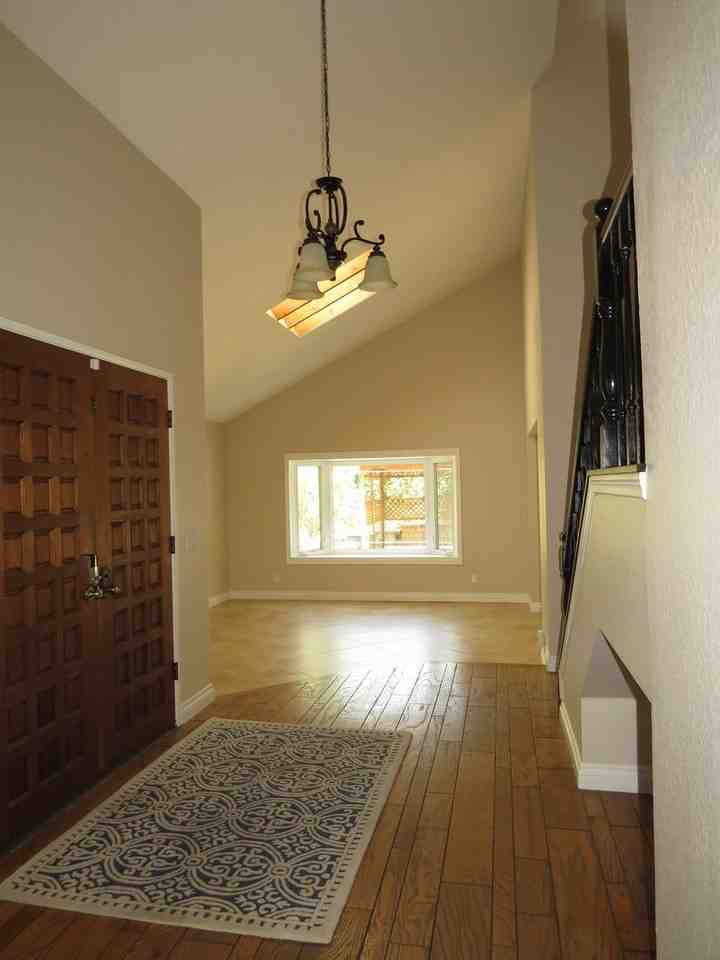 27165 Pinario - Photo 3 of 25