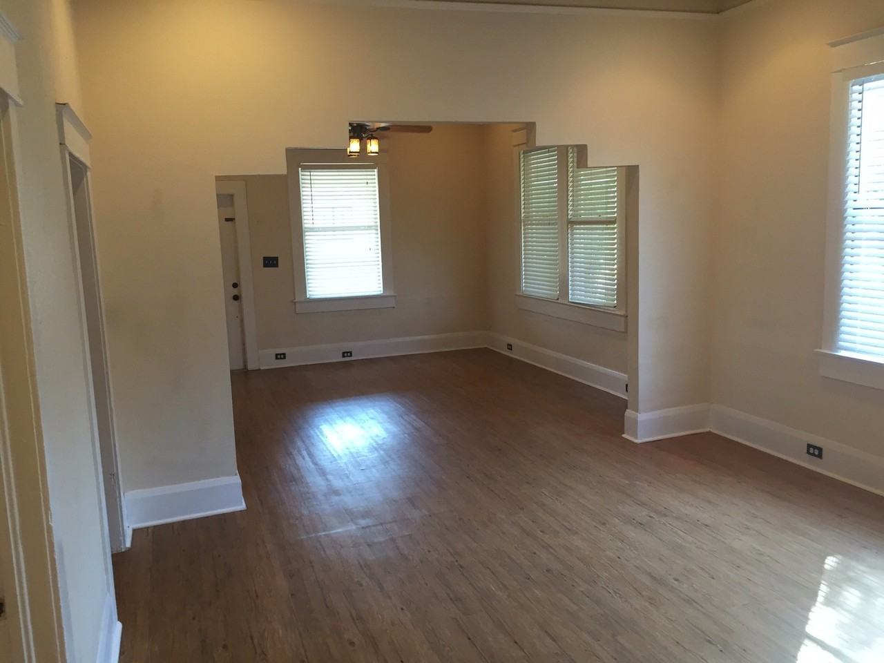 906 E 25th Ave - Photo 4 of 14