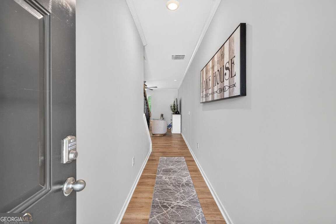 4136 Kestrel Ct - Photo 5 of 36