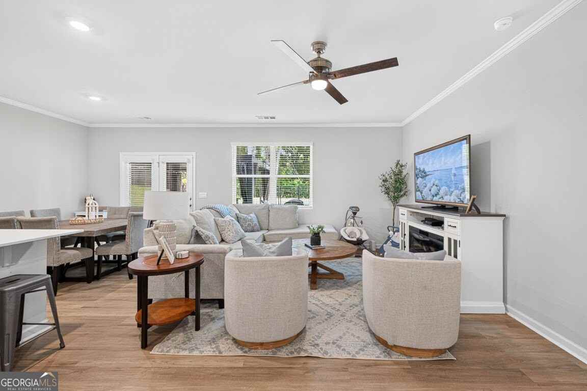 4136 Kestrel Ct - Photo 7 of 36