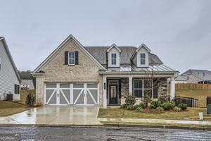 featured image of 135 Salem Ct