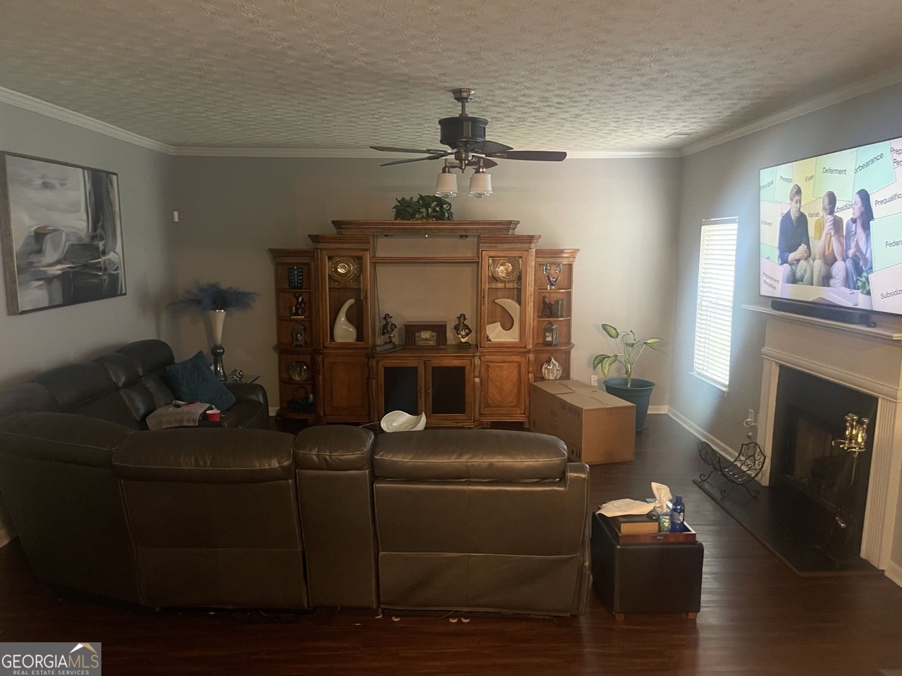 4030 Villager Way - Photo 3 of 7