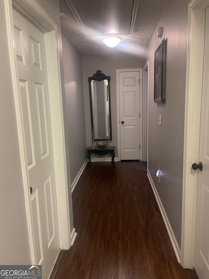4030 Villager Way - Photo 4 of 7