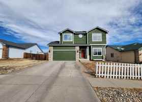 featured image of 1512 Coolcrest Dr