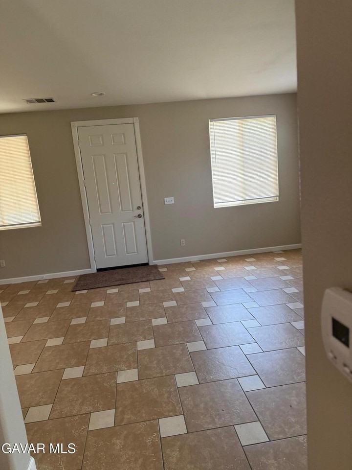 38121 38th St E - Photo 5 of 10
