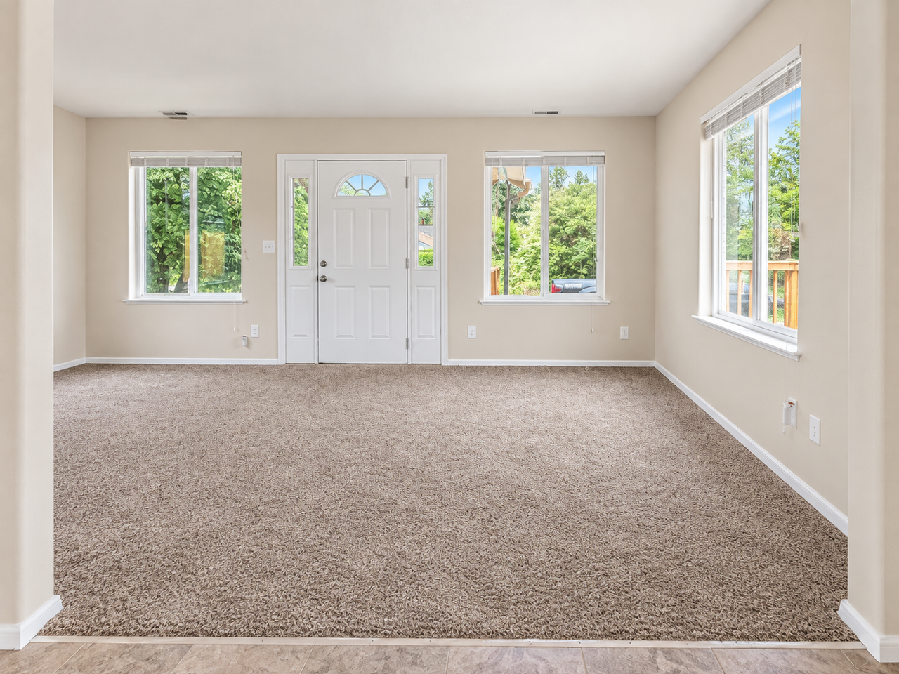 912 Cascade Ave #912 - Photo 2 of 10