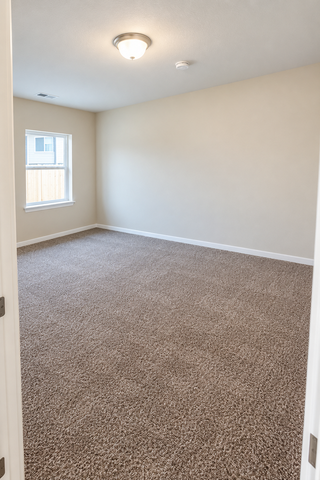 912 Cascade Ave #912 - Photo 5 of 10