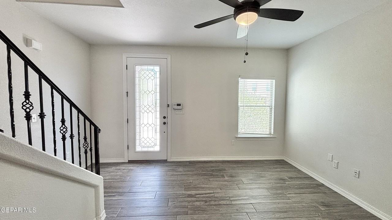 6561 Hoop St #A - Photo 5 of 31