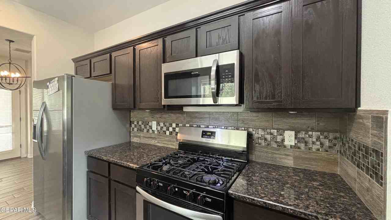 6561 Hoop St #A - Photo 7 of 31