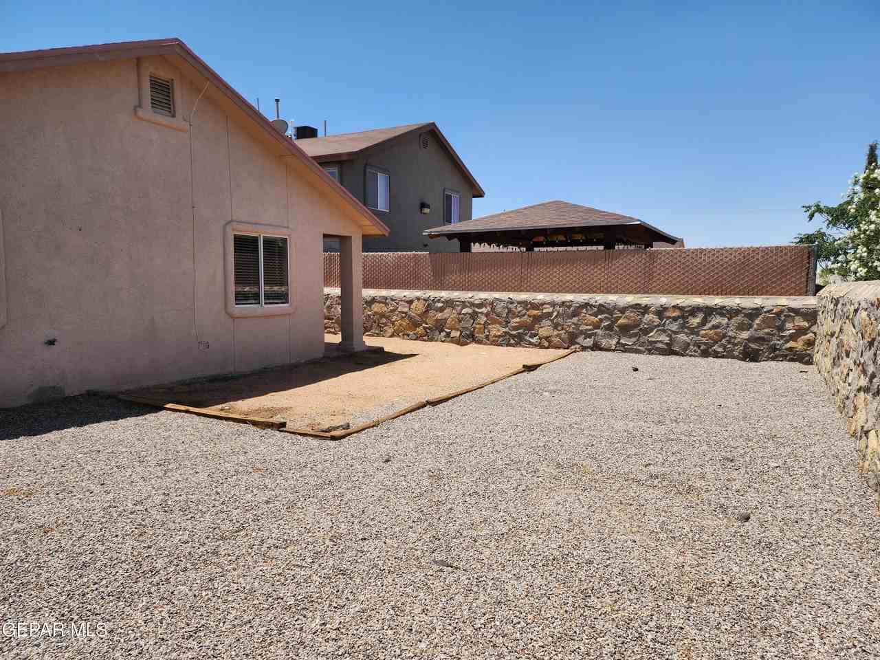 12413 Tierra Ana Ct - Photo 7 of 34