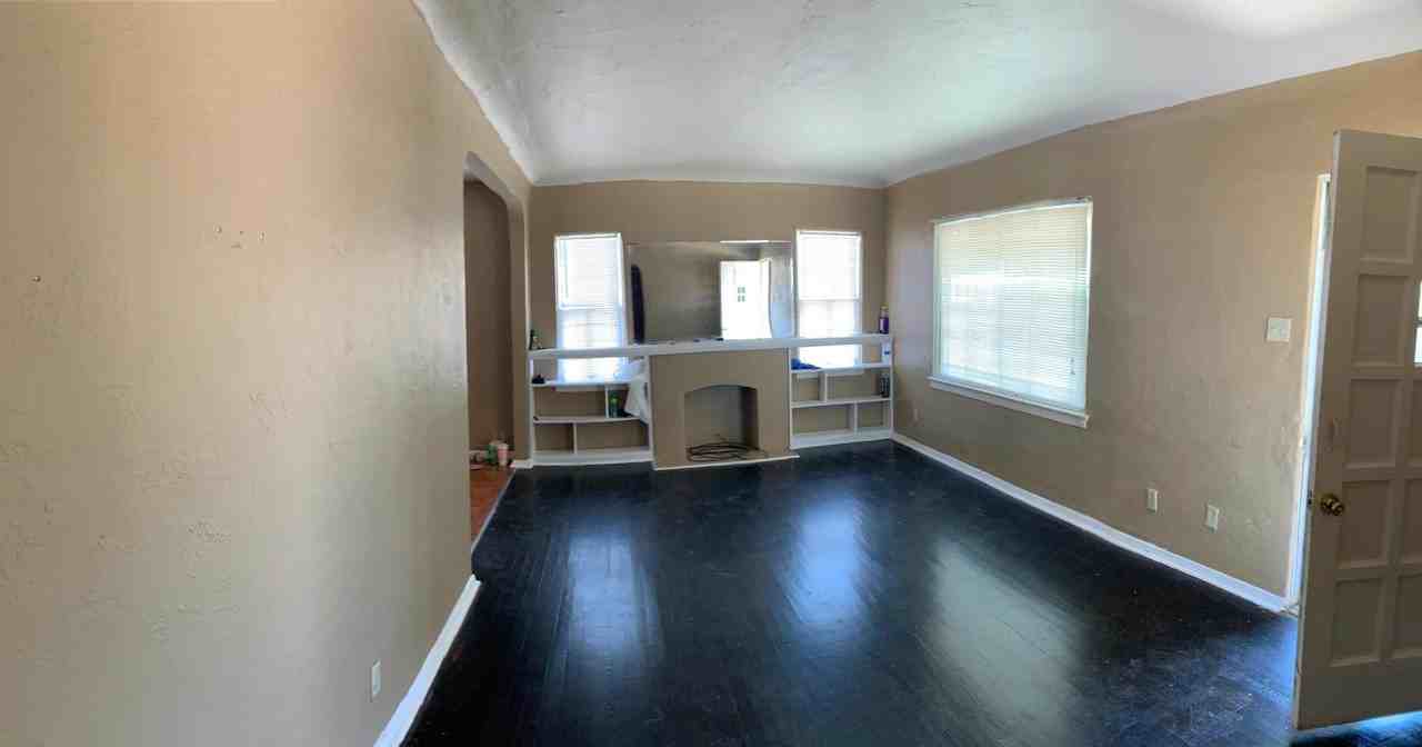 3727 Nashville Ave - Photo 2 of 8