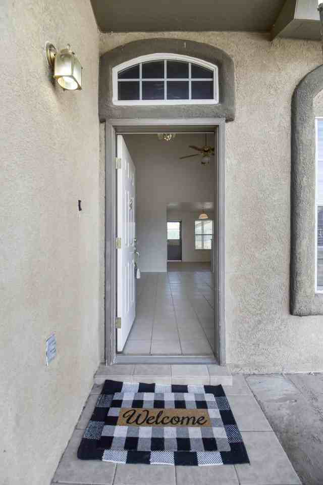 12161 Sun Bridge Pl - Photo 3 of 28